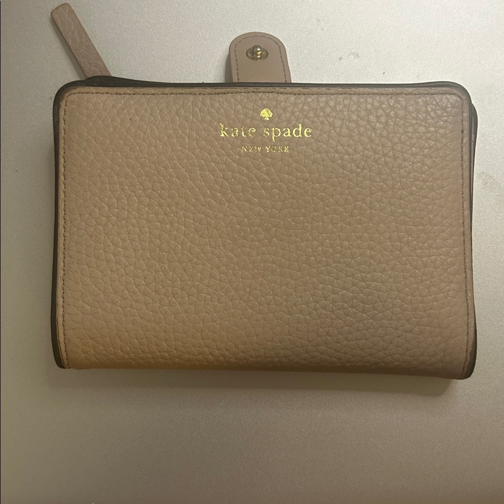 Luxury-Kate Spade New York Gray Leather Wallet